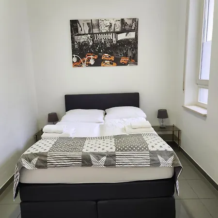 J&l Zentrale Lage Фрайбург