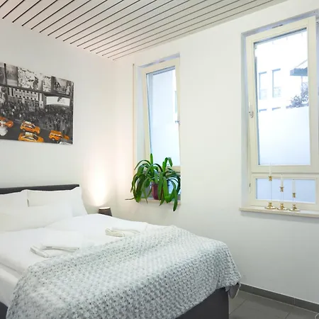 J&l Zentrale Lage Apartamento