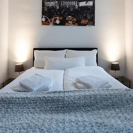 J&l Zentrale Lage Apartamento